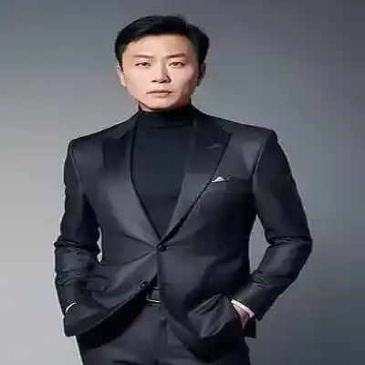 王伟